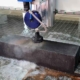 Abrasiv wasserstrahlschneiden Betonblock