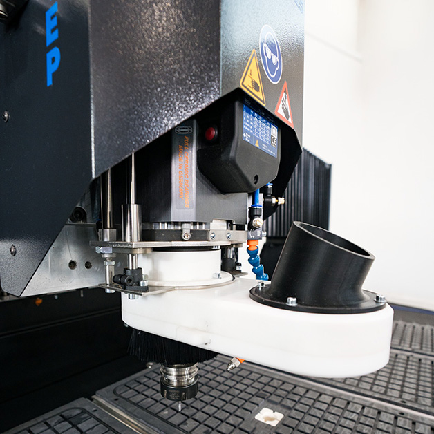 CNC-Portalfräsmaschine T-Rex Staubabsaugung