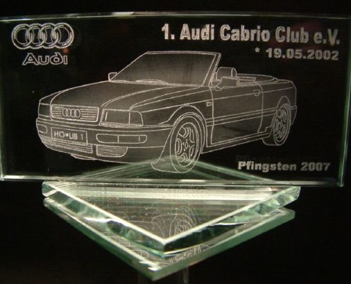 Glasgravur Pokal Audi