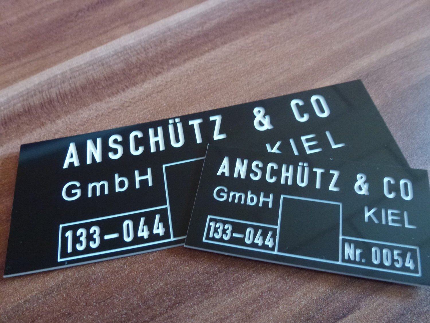 Maschinenschilld Erkennungsschild gravieren