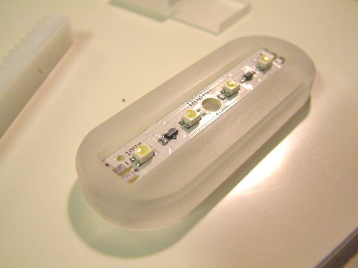 LED Lampenträger aus Plexiglas