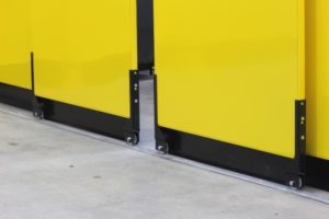 Rolltor an Maschinen Einhausung